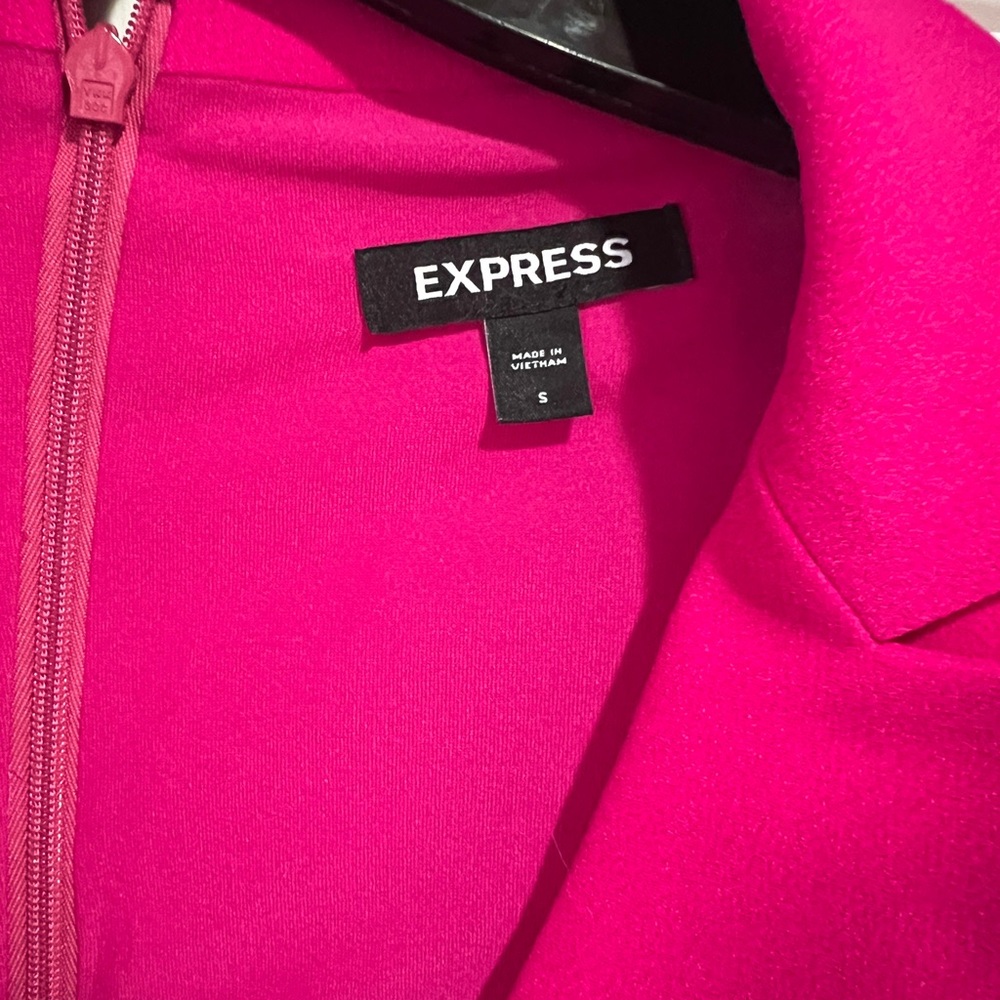 Express Fuchsia Apparel - Picture 4 of 4